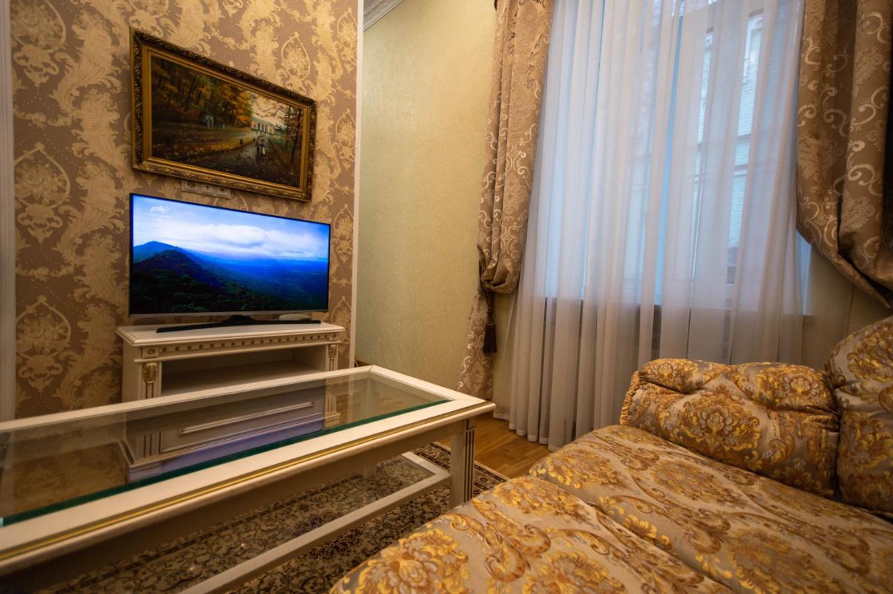 Kyiv Classic Apartment Екстер'єр фото