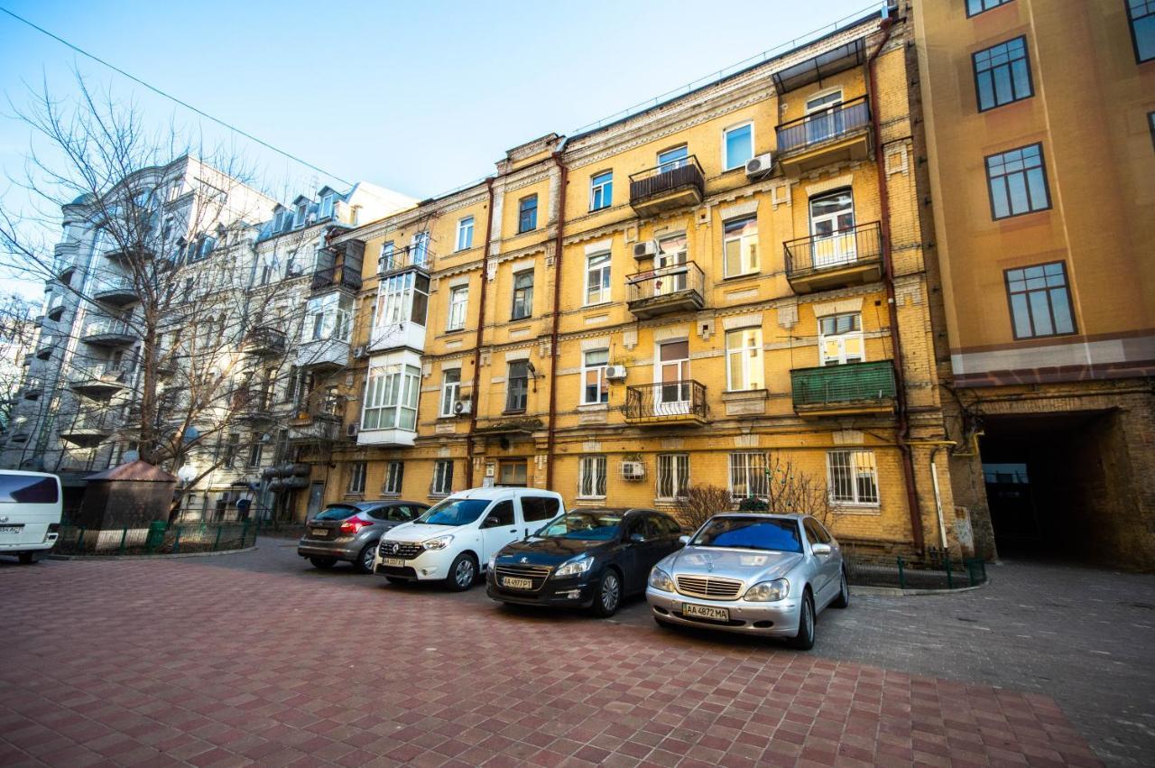 Kyiv Classic Apartment Екстер'єр фото